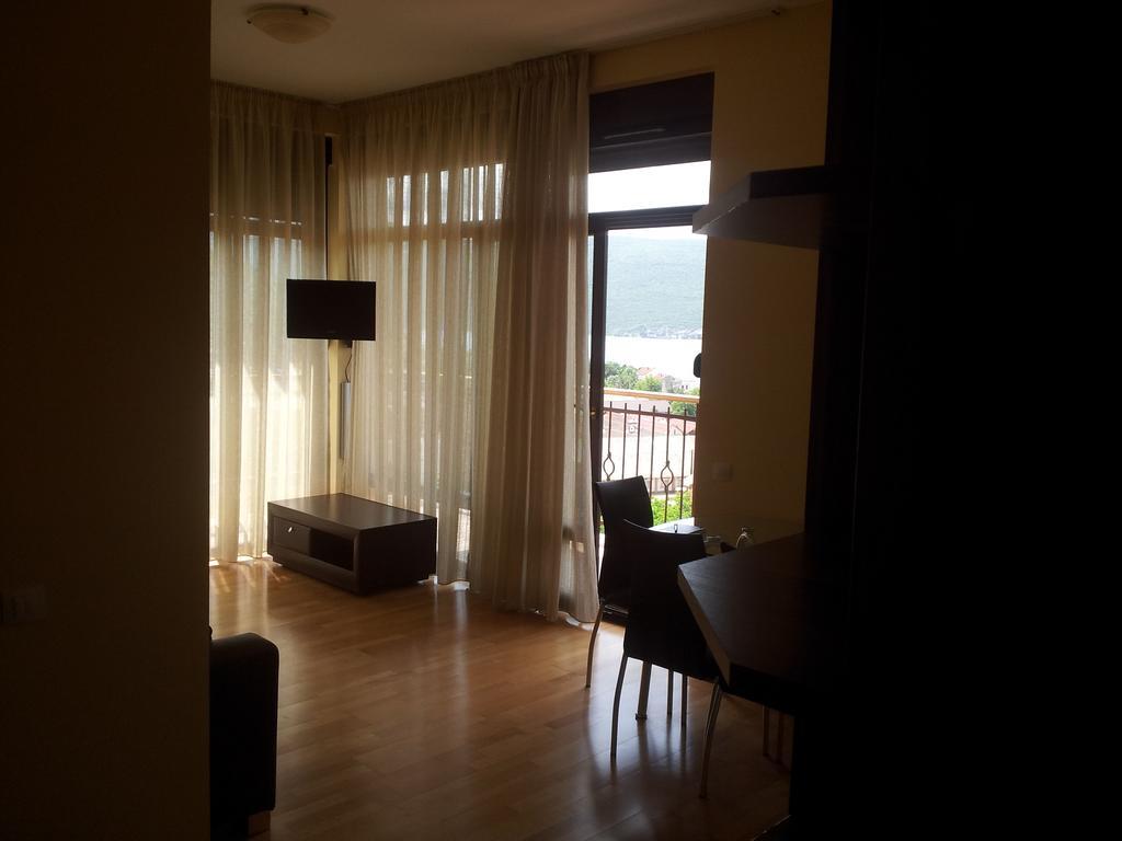 Apartments Ploski Herceg Novi Exterior photo